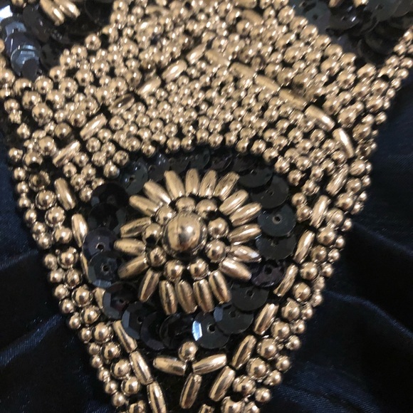 Stunning halter dress - Picture 3 of 4